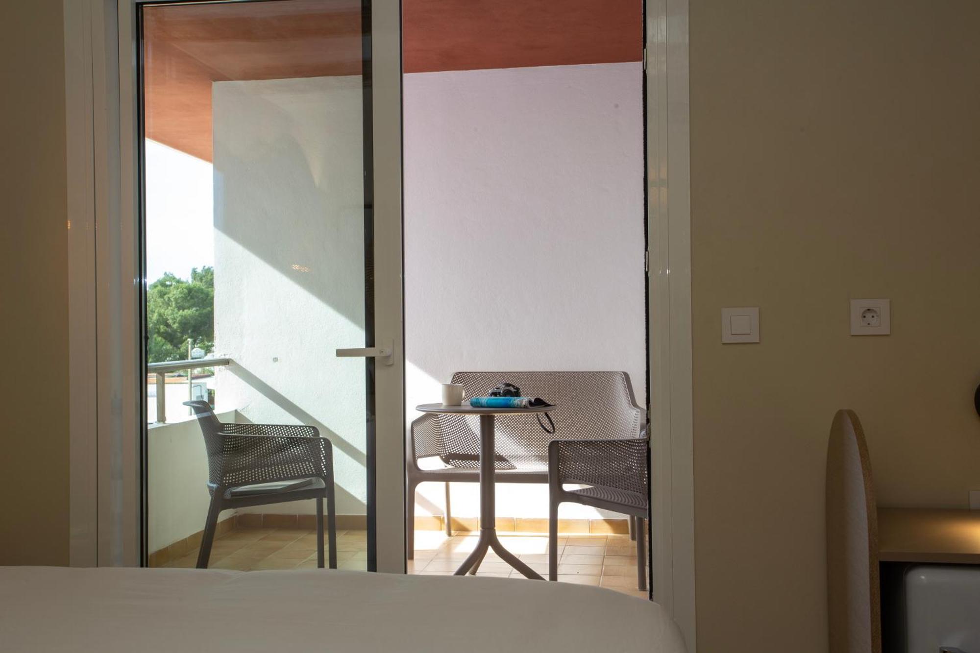 Casual Bahia Ibiza Hotel San Antonio  Exterior photo