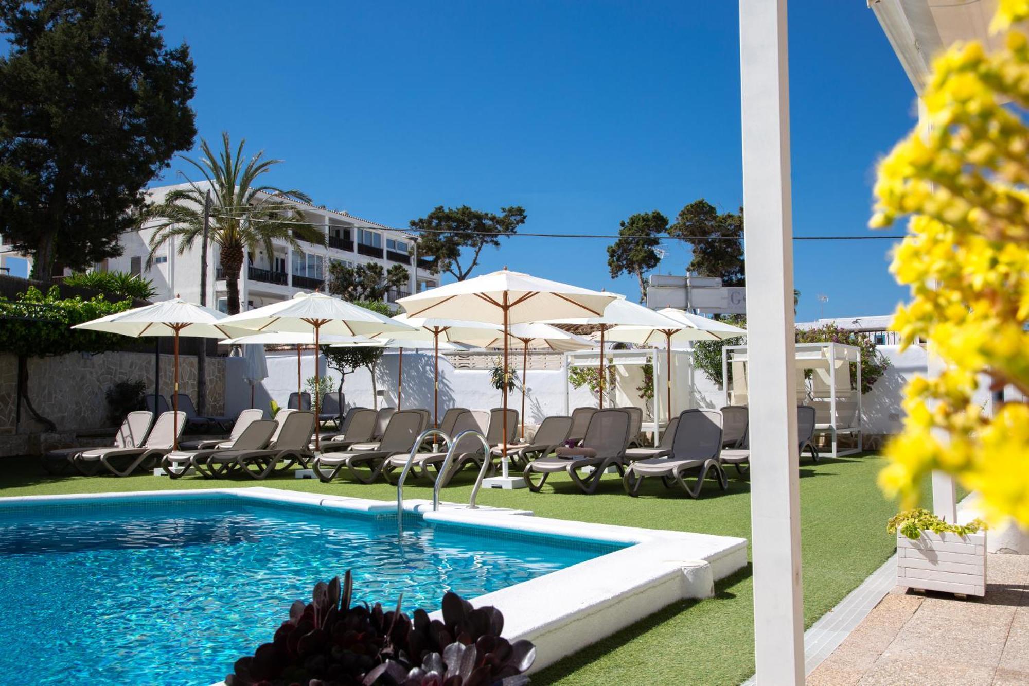 Casual Bahia Ibiza Hotel San Antonio  Exterior photo