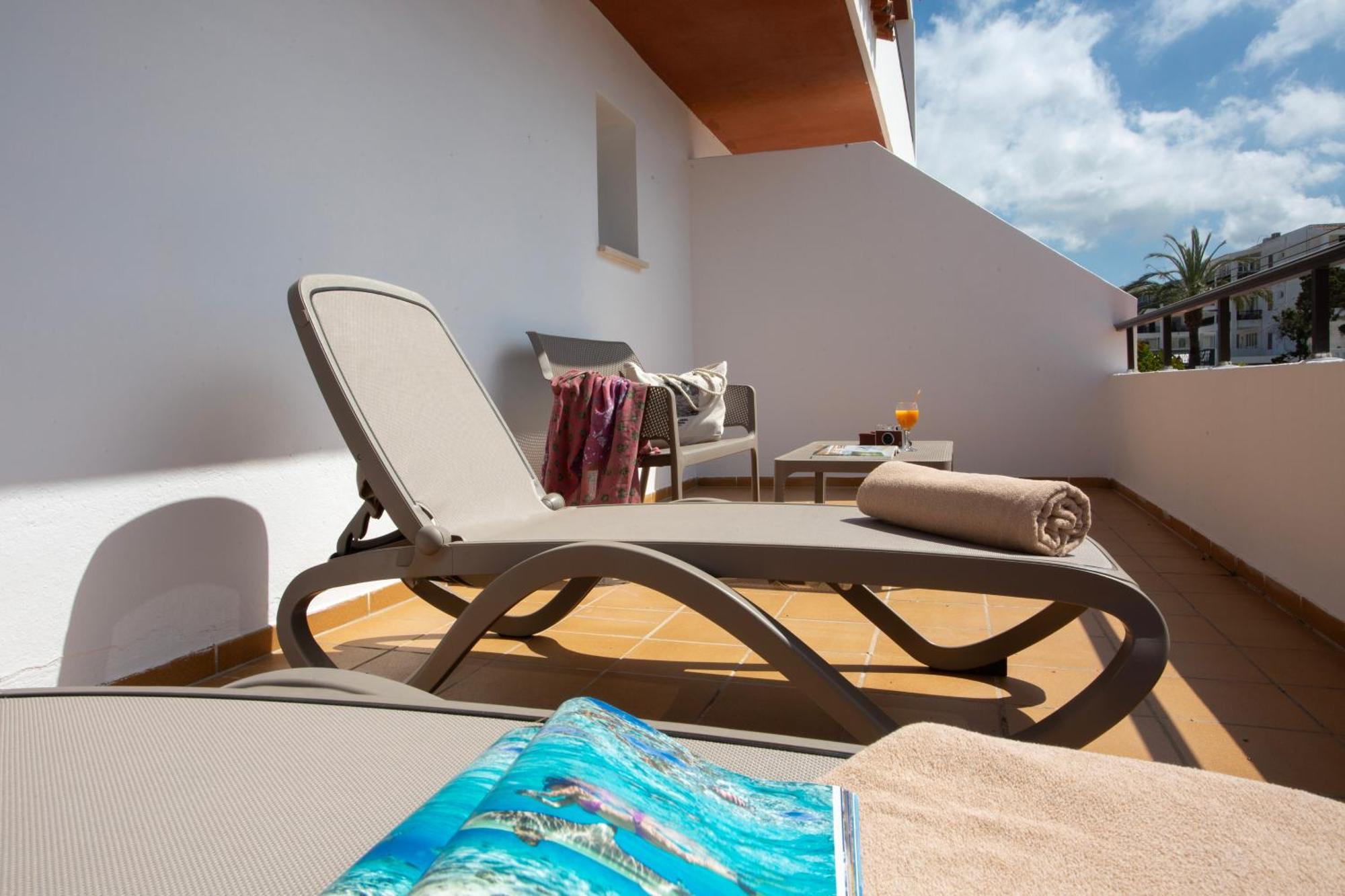 Casual Bahia Ibiza Hotel San Antonio  Exterior photo