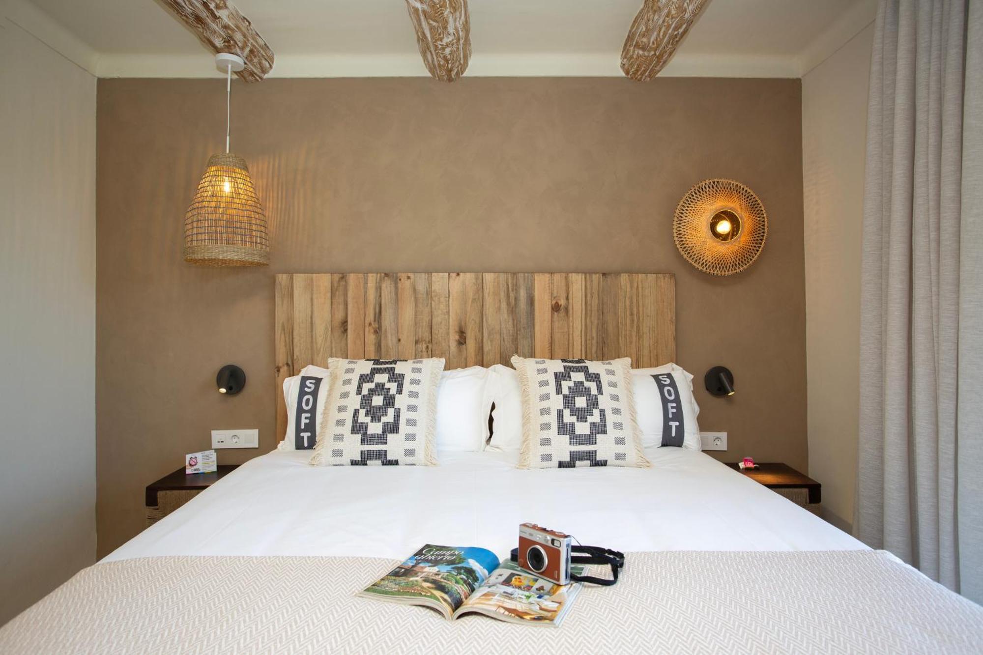Casual Bahia Ibiza Hotel San Antonio  Room photo