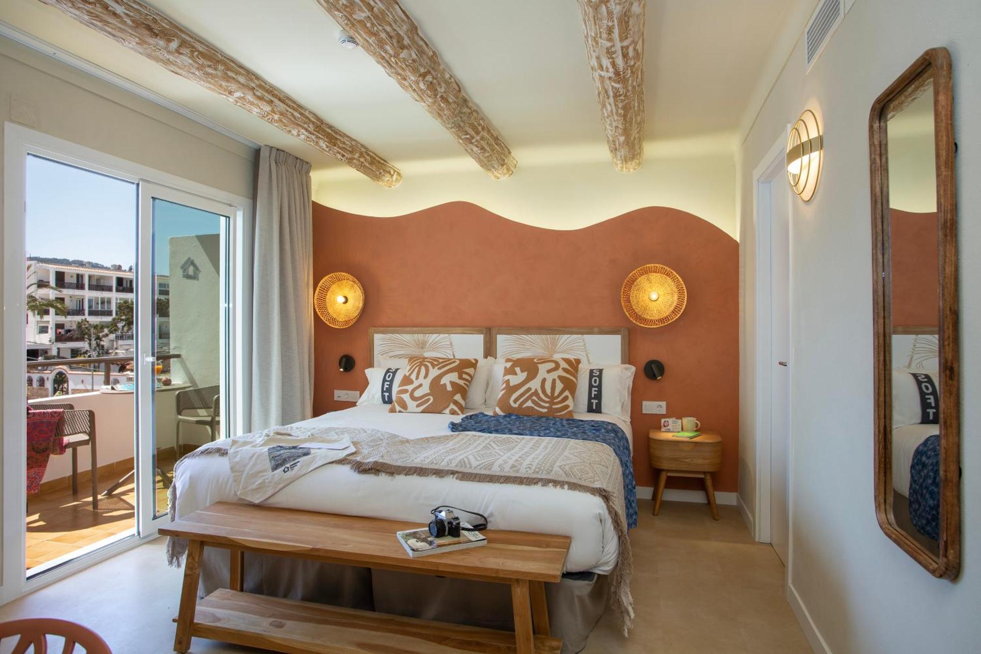 Casual Bahia Ibiza Hotel San Antonio  Exterior photo